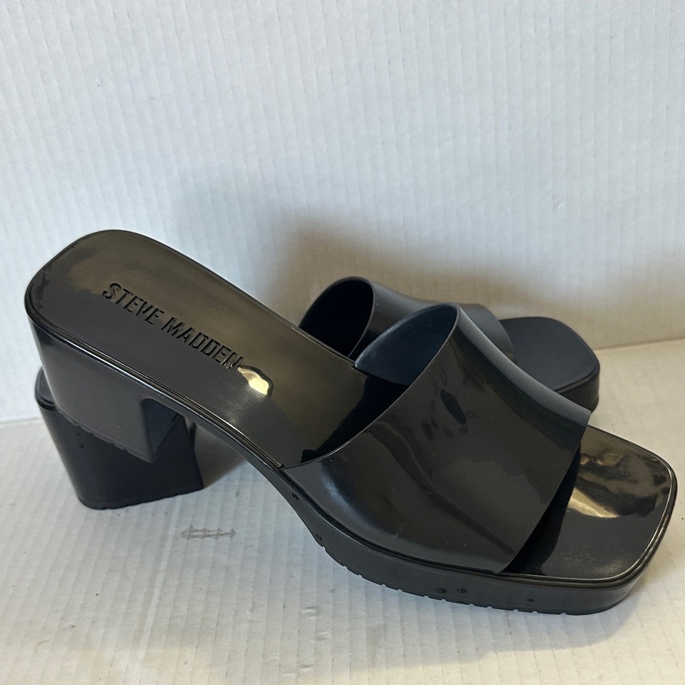 Steve Madden Glossy Black Mules